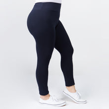 Load image into Gallery viewer, Plus Size Peach Skin 3in Waist Legging - Navy