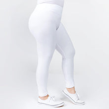 Load image into Gallery viewer, Plus Size Peach Skin 3in Waist Legging - White